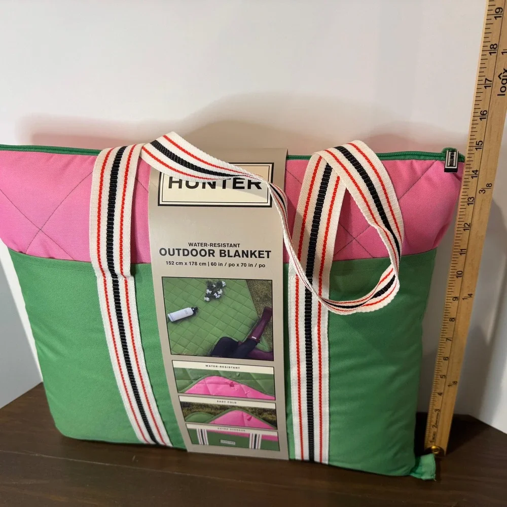 Hunter Water-Resistant Outdoor Blanket Picnic Tote Pink Green 60x70 New
